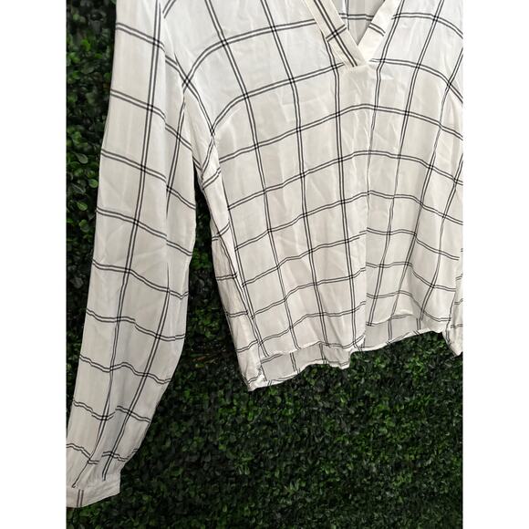 A  New Day, Thin Long sleeve Blouse, Women’s Size M - Picture 2 of 6